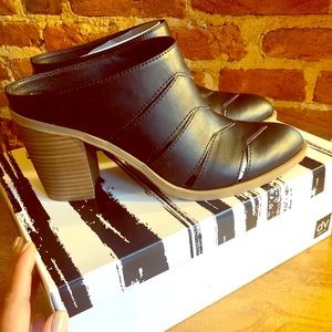 *NEW IN BOX* Dolce Vita Chevron Mule